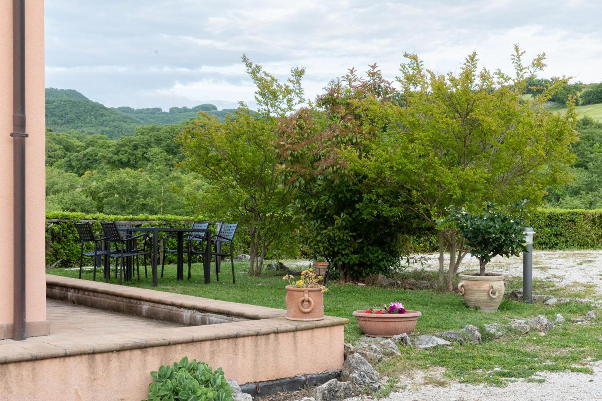Villa Relais Parco Del Subasio Piano Delle Pieve Exterior foto