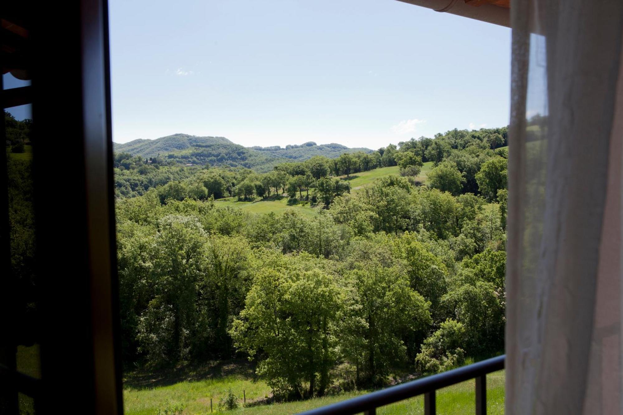 Villa Relais Parco Del Subasio Piano Delle Pieve Exterior foto
